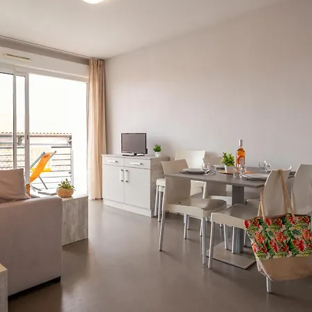 Plage Centrale Apartmán