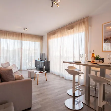 Plage Centrale Apartamento *